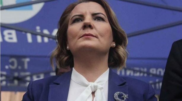 Ne yaptıkları belli değil! CHP'de bir kriz daha | Fatma Kaplan Hürriyet adaylıktan çekildi
