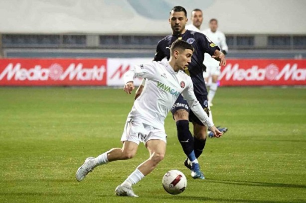 Foto - Ne yaptın Emre sen böyle? Bütün Fenerbahçeliler bunu konuşuyor! Sinirlerine hakim olamadı!