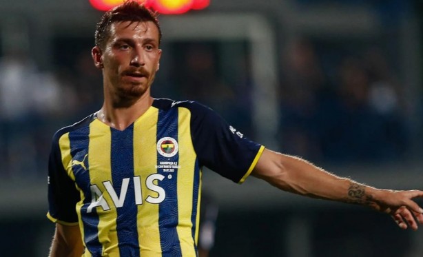 Foto - Ne yaptın Mert Hakan! Beşiktaş maçından sonra olay sözler: Köpek gibi titriyorsunuz