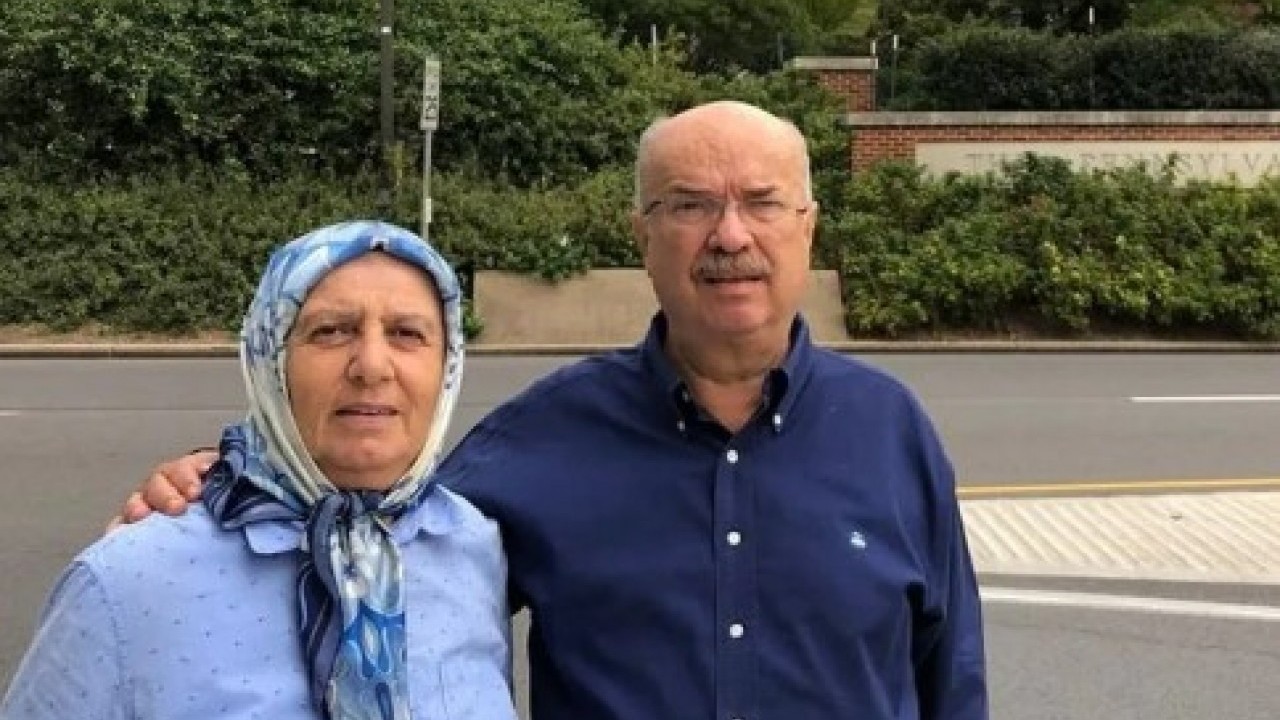 Foto - Nebahat Koru kimdir?