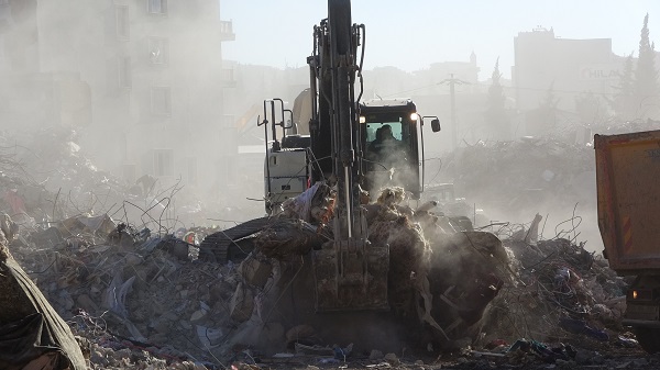 Foto - Necla Teyze, Kayseri'den yola çıktı! Bir can kurtarabilmek için koştu