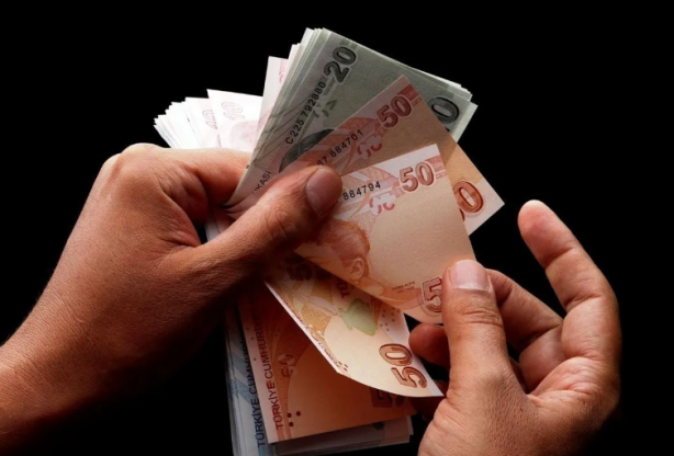 Foto - Necmettin Batırel'in dolar tahmini Türkiye'yi ayağa kaldıracak: Yandım Allah diye bağıracaklar