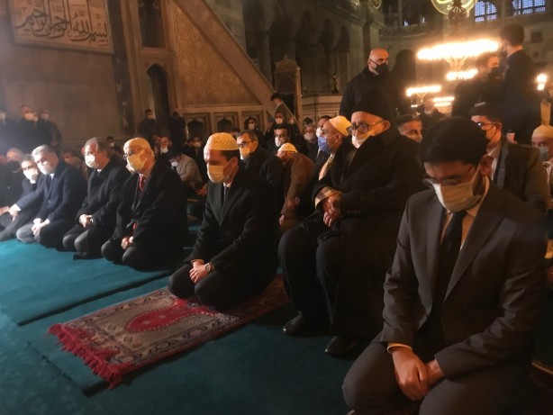 Foto - Necmettin Erbakan Hoca vefatının 10. yılında Ayasofya Cami-i Kebir'de dualarla anıldı
