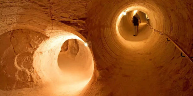 Nedenini duyanlara hayrete düşüyor! Binlerce yıldır yer altında yaşıyorlar