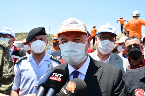 Foto - Nefes kesen deprem tatbikatı