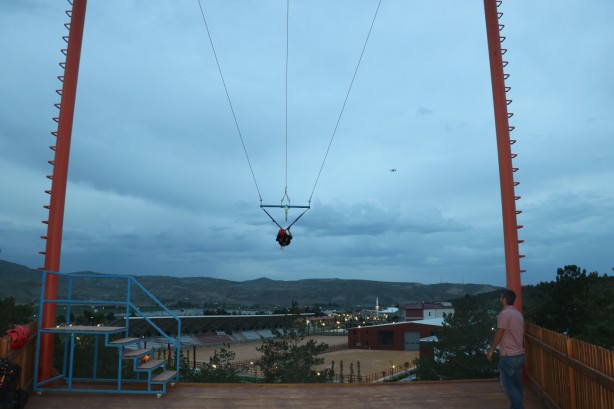 Foto - Nefes kesen dev salıncak, yürekleri ağza getiriyor