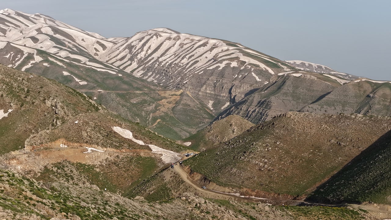 Nefes kesen manzara! Temmuz ayında kış manzarası