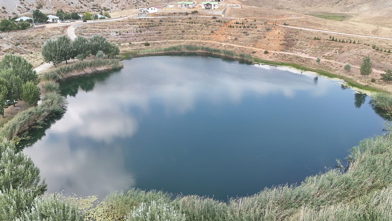 Foto - Nefes kesen manzara! Torosların zirvesinde iki saklı cennet