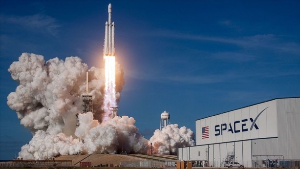 Foto - Nefesler tutuldu! Bu gece ülke olarak tarihi bir an yaşayacağız! İlk Türk astronotumuzu uzaya taşıyacak fırlatma nasıl izlenir?