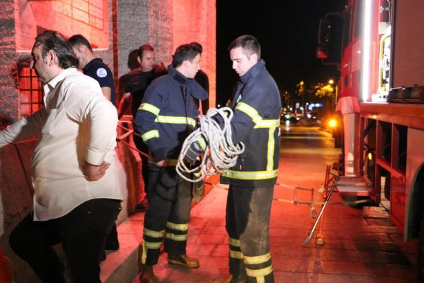 Foto - Nehre düşen şahıs için seferber oldular