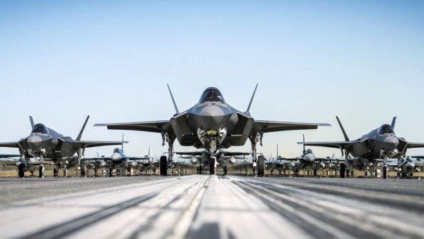 Neler oluyor? 76 tane F-35 alacaklar