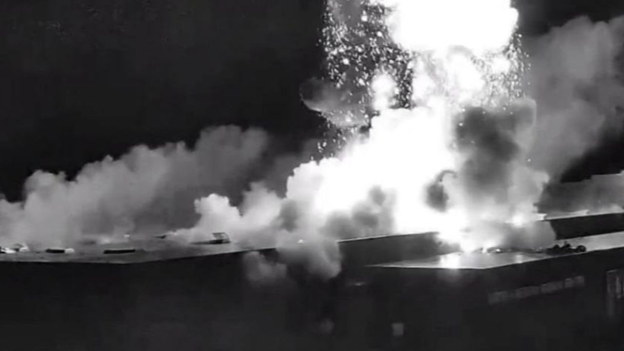 Neler oluyor: Bayraktar üretim üssü füzelerle vuruldu