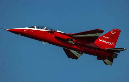 Foto - Neler oluyor? Hürjet'in İngiltere'deki uçuşu iptal edildi