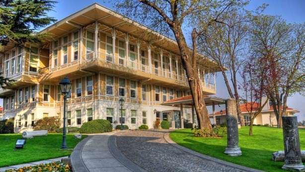 Foto - Neler oluyor? Koç Holding batıyor mu?