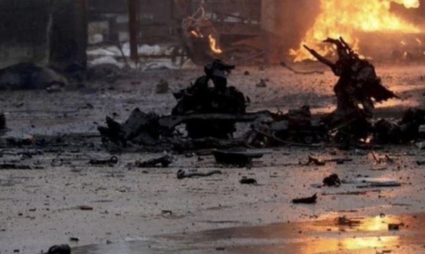 Foto - Neler oluyor? Türk donanmasının ve petrol gemilerinin gitmek üzere olduğu ülkeyi vurmaya başladılar