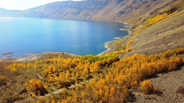 Foto - Nemrut Gölü güzelliğiyle mest etti
