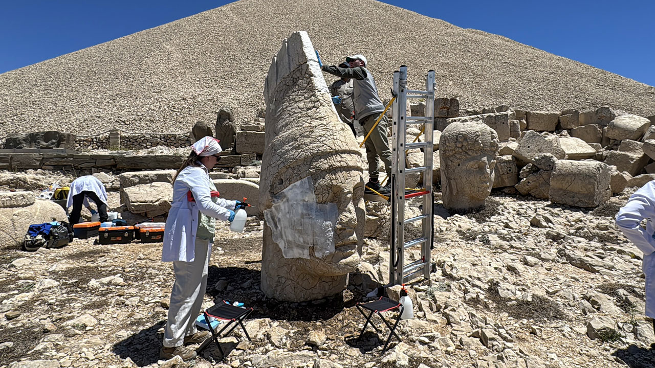 Foto - Nemrut’ta tarih korunuyor: Dev heykellere nano kalkan