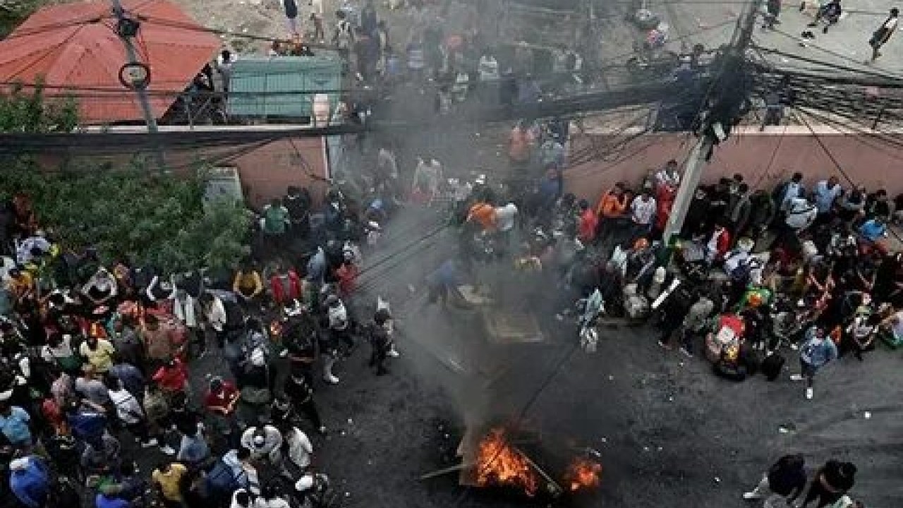 Foto - Nepal cezaevlerinden 15 binden fazla mahkum kaçtı! Ülkede son durum içler acısı...