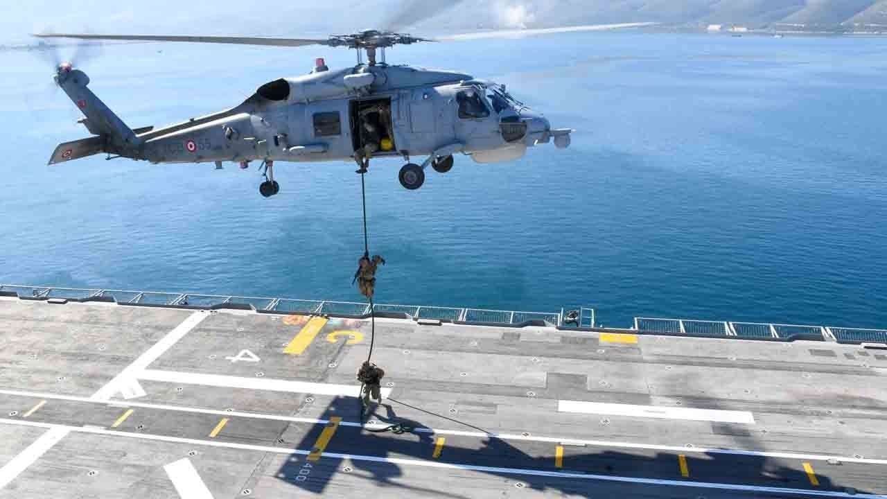 Foto - 'Neptune Strike 2026' tatbikatına katıldı: TCG Anadolu’dan gövde gösterisi