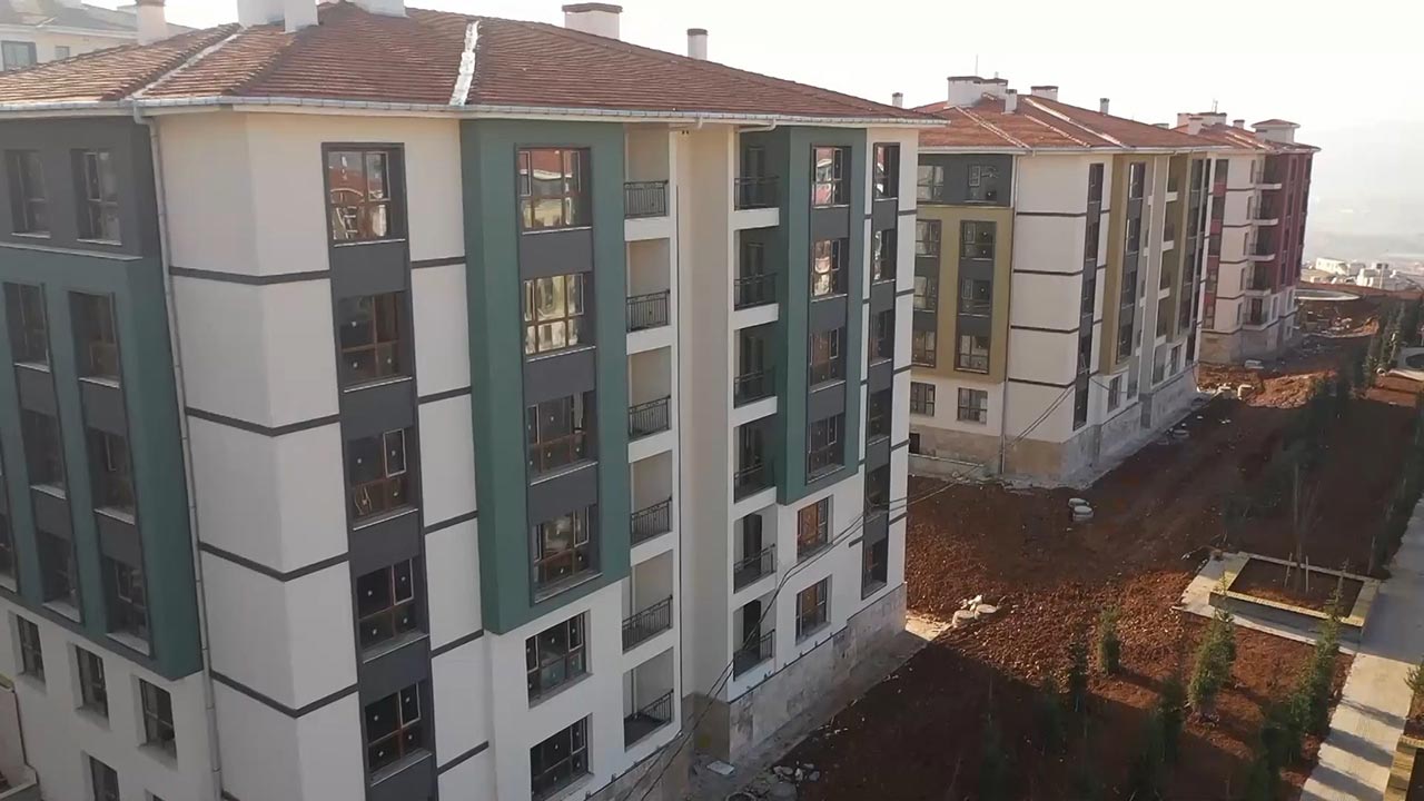 Foto - Nerde bu devlet diyenlerin yüzü kızarır mı? 24 binin üzerinde konut sahiplerine teslim edildi