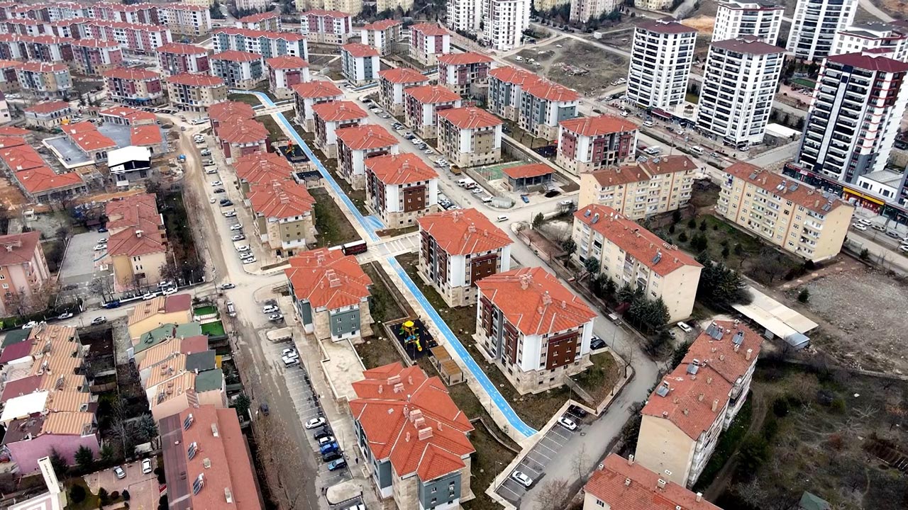 Foto - Nerde bu devlet diyenlerin yüzü kızarır mı? 24 binin üzerinde konut sahiplerine teslim edildi