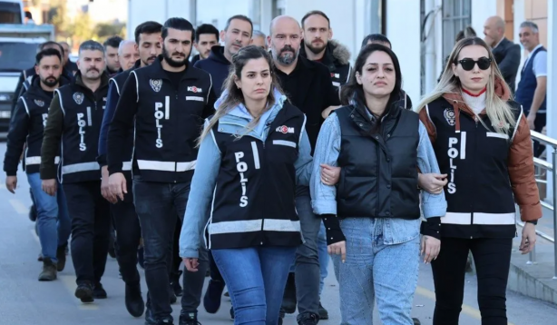 Foto - Nerede CHP, orada rezillik! Rüşvet operasyonunun ucu Zeydan’a dokundu