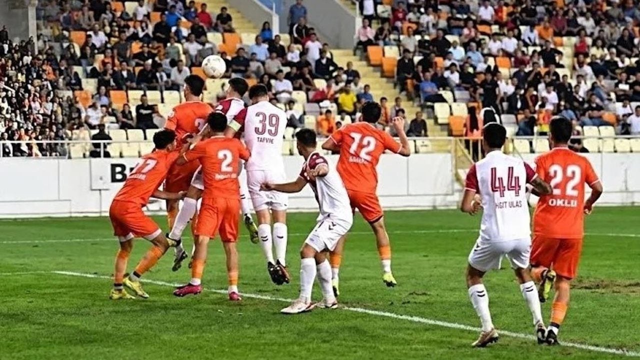 Foto - Neredeeen nereye... Bir zamanlar Süper Lig’de fırtına gibi esen 72 yıllık kulüp satılıyor
