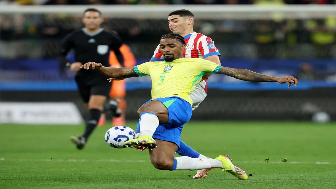 Nereden nereye! Bir zamanlar çöp toplayan futbolcuya bir de şimdi bakın