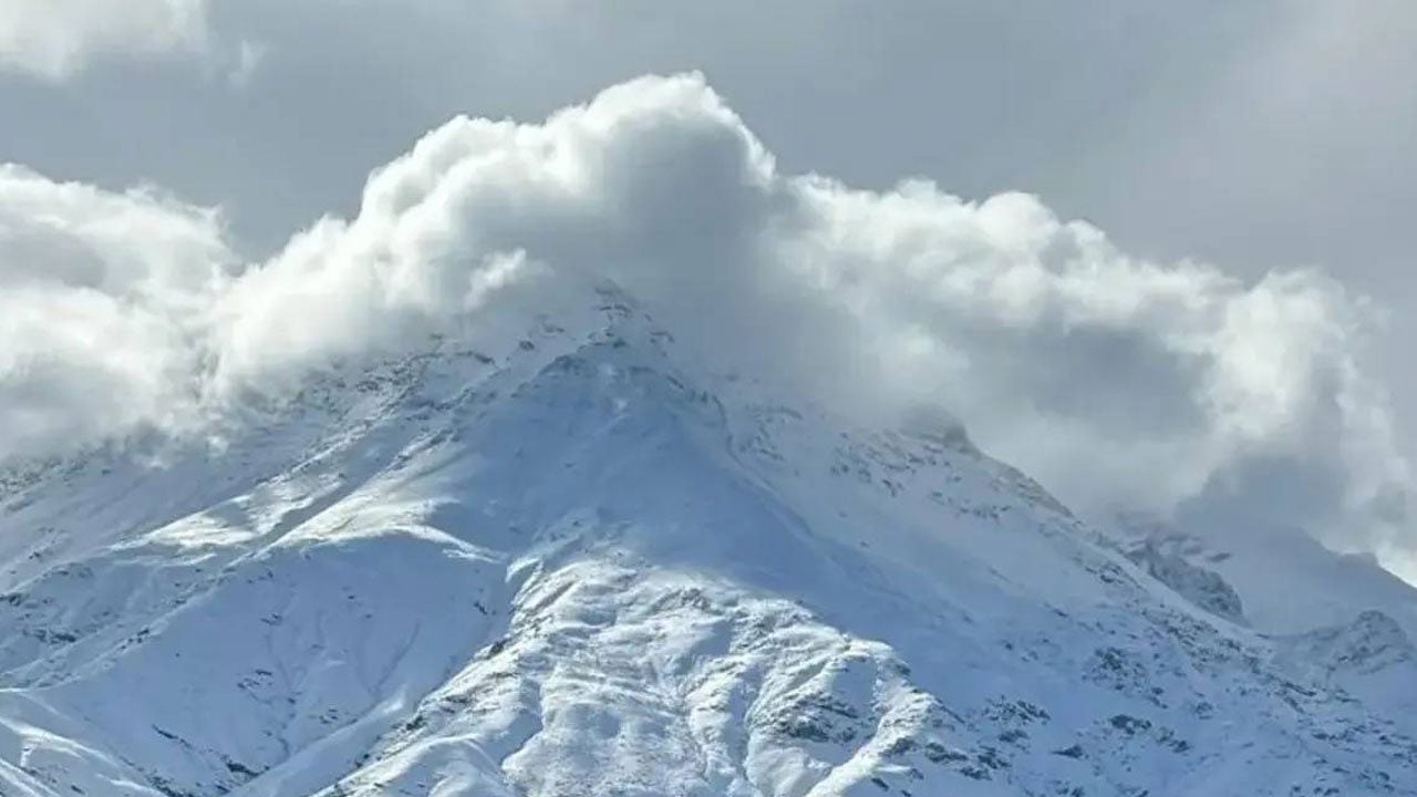 Foto - Nereden nereye! Bir zamanlar yol bile açılamıyordu: Teröristlerin cirit attığı dağa kayak merkezi