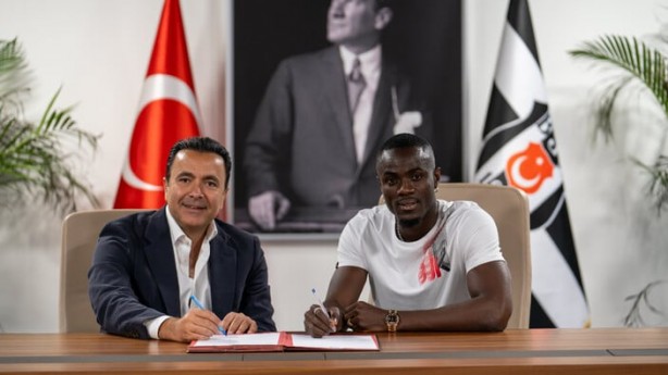 Nereden nereye! Eric Bailly’nin hikayesi şaşkına çevirdi