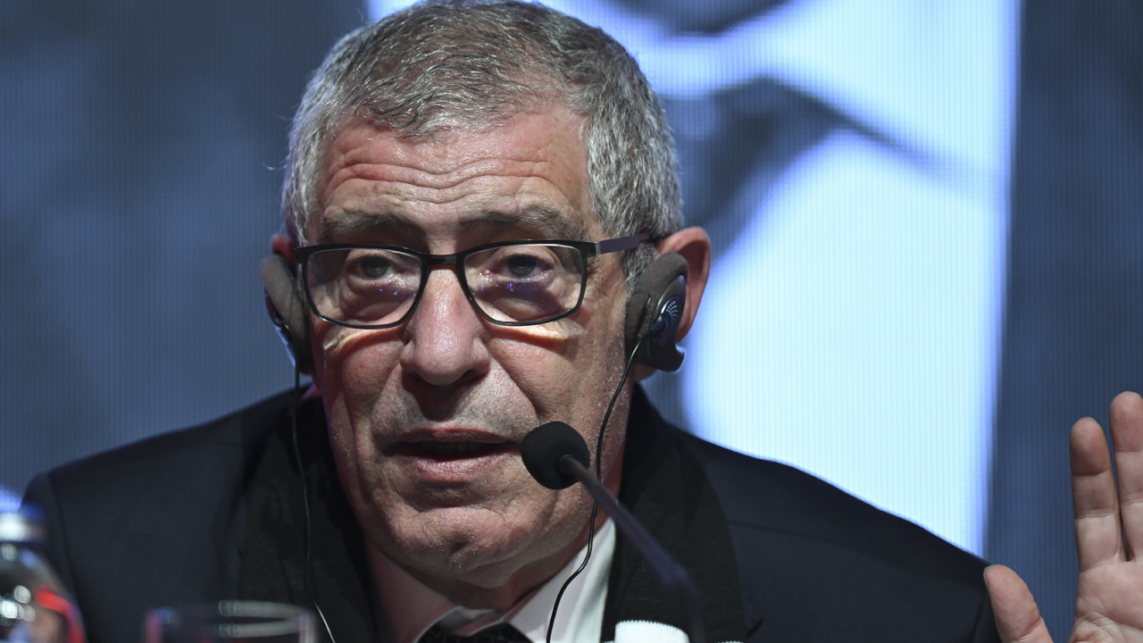 Nereden nereye! Olay hamlesini yapmıştı ve Azerbaycan’a giden Fernando Santos hiç değişmemiş