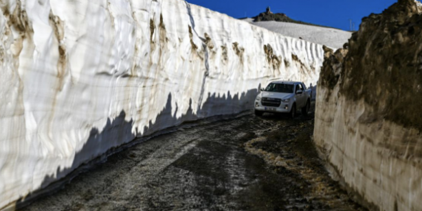 Foto - Nereden nereye! Teröristlerin cirit attığı yere bir de şimdi bakın