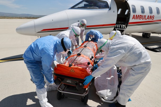 Foto - Nereden nereye! Türkiye'nin ambulans uçakları 53 ülkeye uçtu