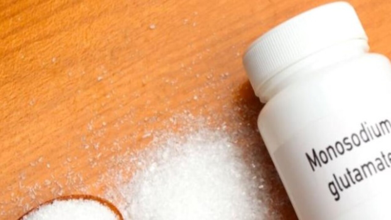 Neredeyse her yemeğin içinde var! Migren ataklarını tetikliyor