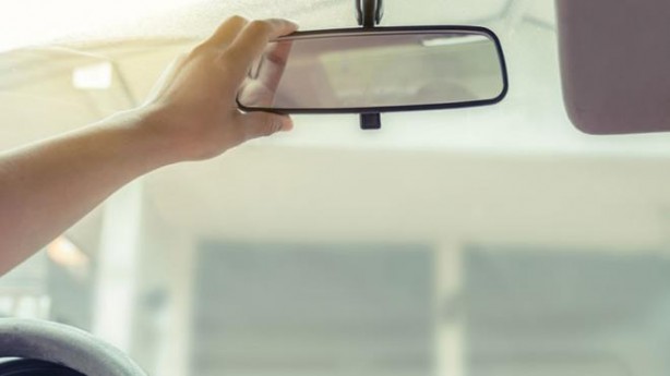 Foto - Neredeyse kimse bilmiyor! Kameranın yanındaki delik bakın ne işe yarıyormuş