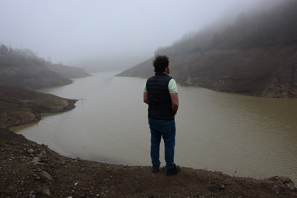 Foto - Neredeyse tüm barajlarda sular çekilirken! Bu barajın su seviyesi artıyor ama nasıl? 