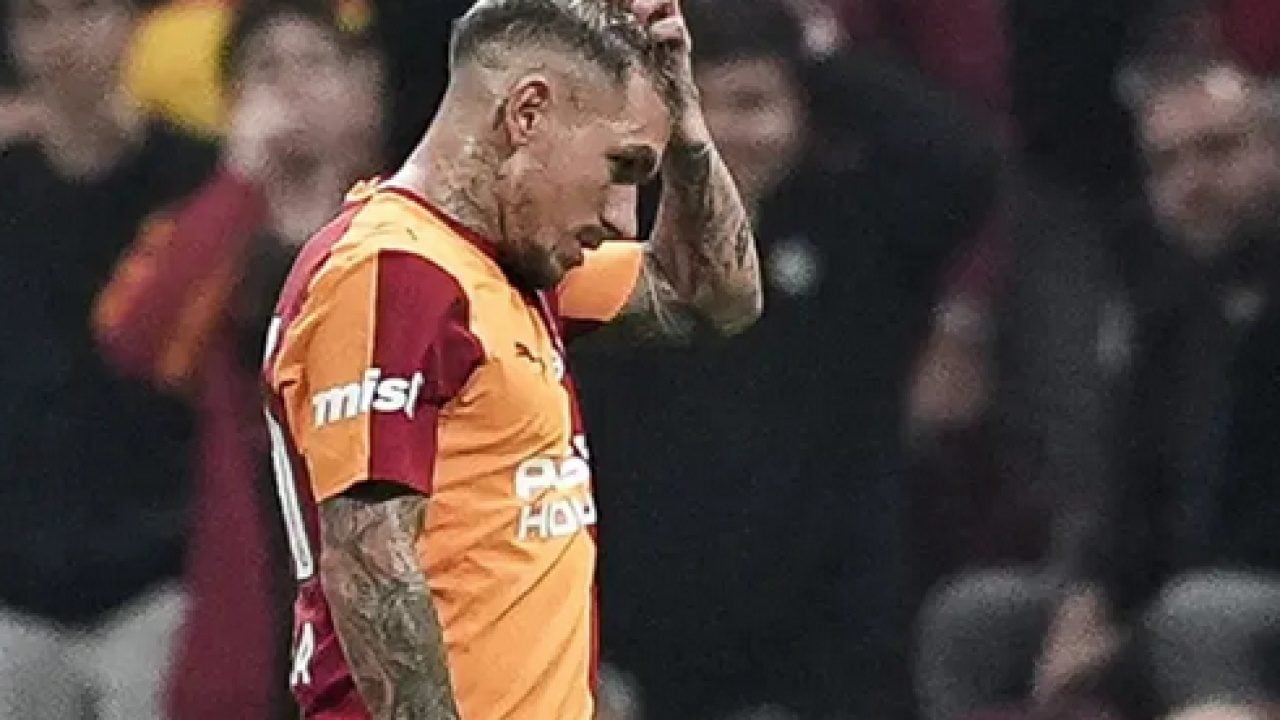 Foto - Neşter vuruluyor: Okan Buruk, Barcelona maçı sonrası 3 futbolcuyu kulübeye çekiyor