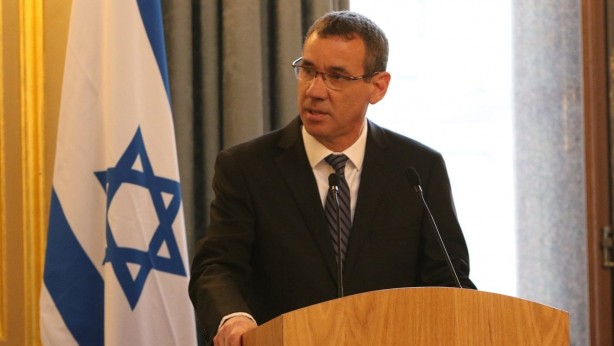 Foto - Netanyahu'nun danışmanından "pes" dedirten "çıplak tutsak" savunması! Vay namussuz vay 