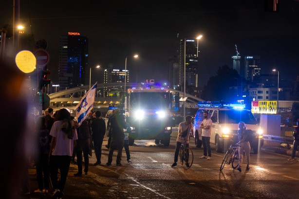 Foto - Netanyahu’ya beklemediği tehdit: İsrail sokaklarını yakarız