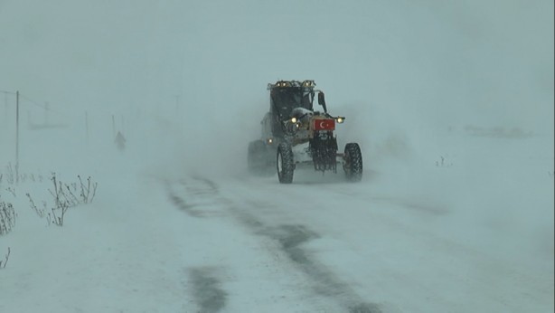 Foto - Nevşehir'de 80 köy yolu ulaşıma kapalı!