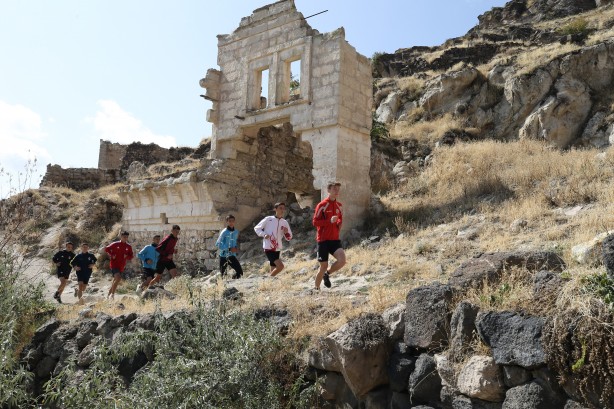 Foto - Nevşehir'de flaş olay: Göre Harabeleri ile ilgili sürpriz gelişme... Maalesef diyerek duyurdular!