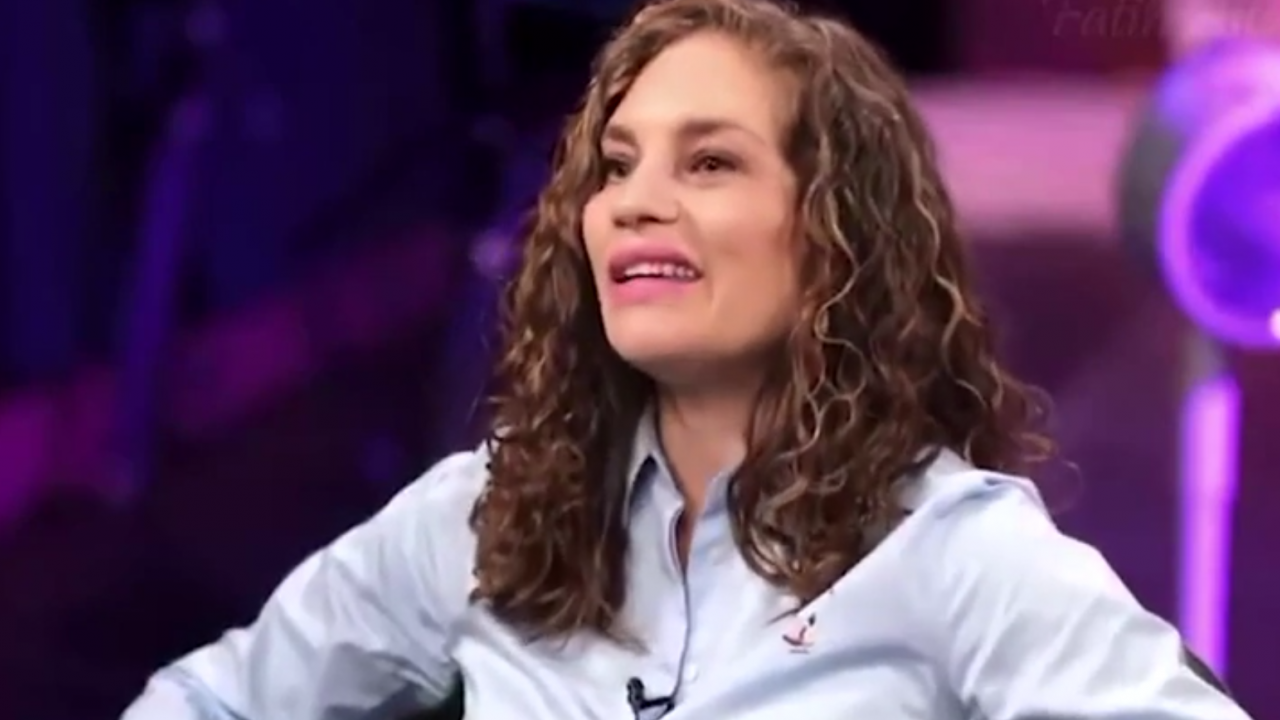 Foto - Nevşin Mengü: 20 yıl önce de kötüydü’ dedi Fondaşlardan linçi yedi