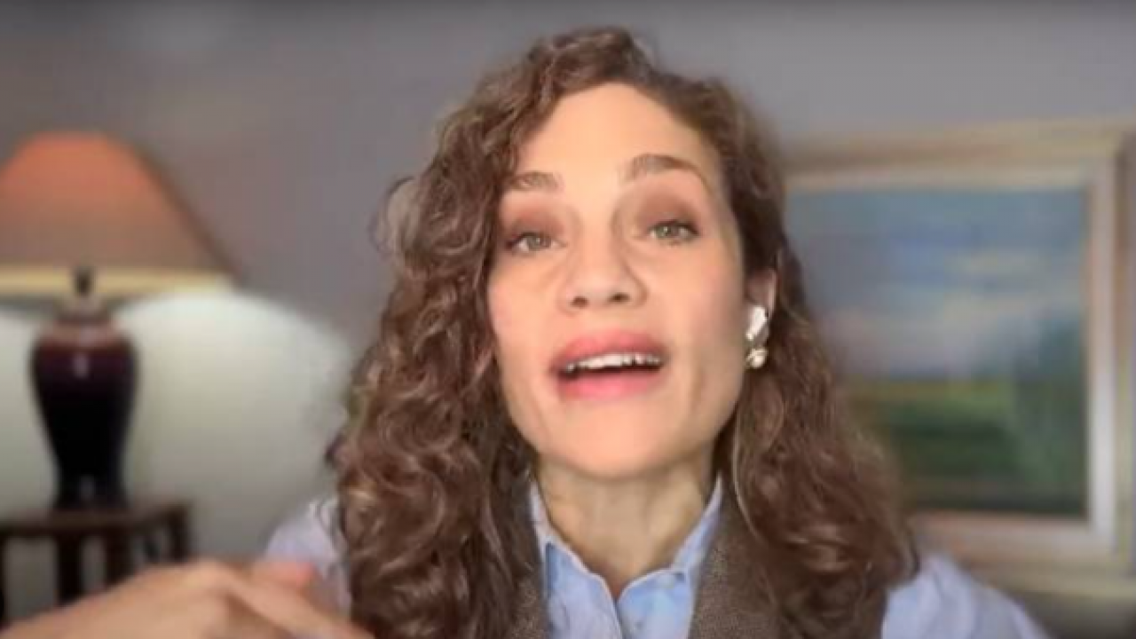 Foto - Nevşin Mengü: 20 yıl önce de kötüydü’ dedi Fondaşlardan linçi yedi