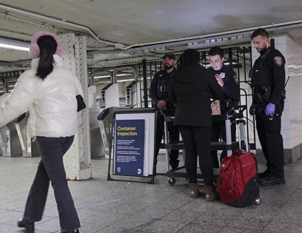 Foto - New York artık ABD’lilere bile güvenli değil! Burası askeri kışla değil metro durağı