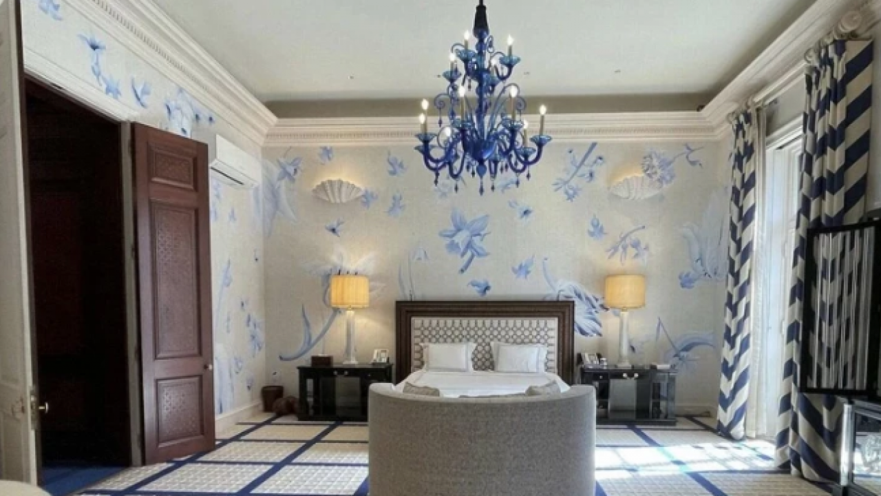 Foto - New York Times Epstein’in kapağını açtı! Clinton, Papa John Paul, Fidel Casrto, Elon Musk, Bill Gates ve tanıdığınız pek çok SKANDAL isim.