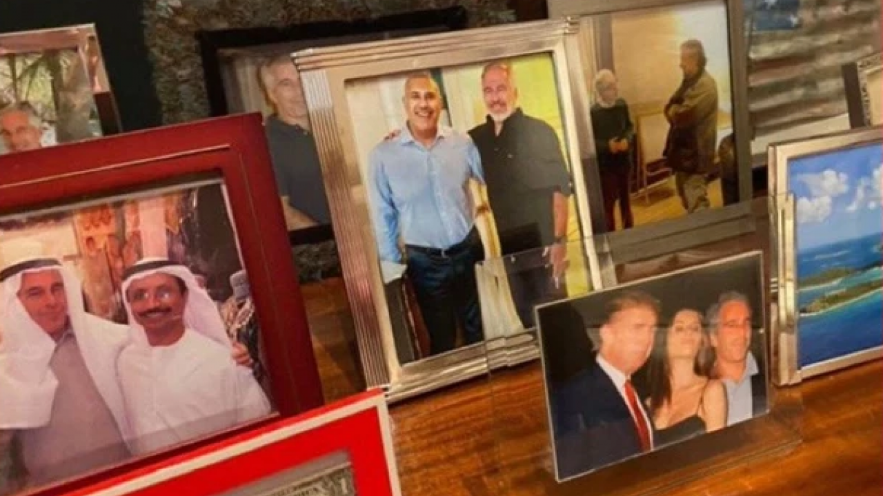 Foto - New York Times Epstein’in kapağını açtı! Clinton, Papa John Paul, Fidel Casrto, Elon Musk, Bill Gates ve tanıdığınız pek çok SKANDAL isim.