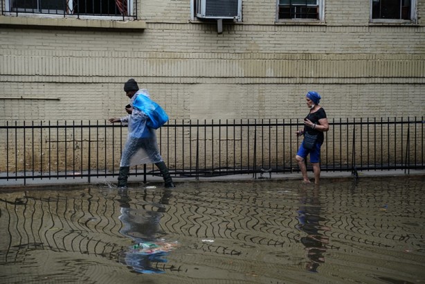 Foto - New York ve New Jersey eyaletlerinde su baskınları meydana geldi