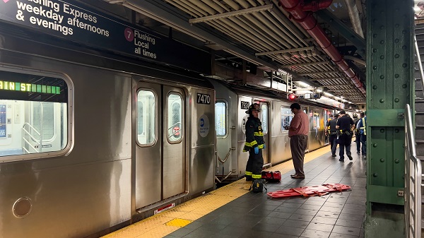 Foto - New York'ta akıl almazkaza