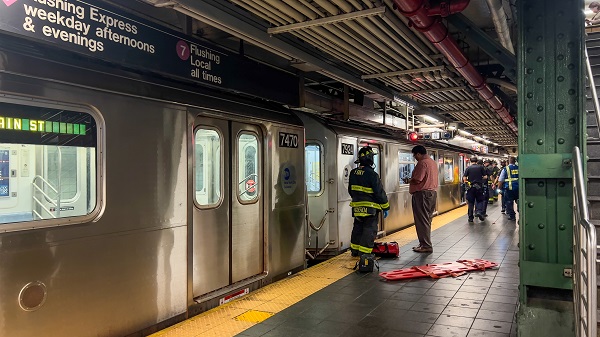 Foto - New York'ta akıl almazkaza