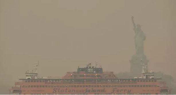 New York'ta evini satan satana... Halk şehirden kaçıyor, her yer kırmızıya büründü!